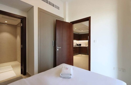 Dubai Apartment | Livbnb - Pleasant 2BR in Azizi Berton, Al Furjan