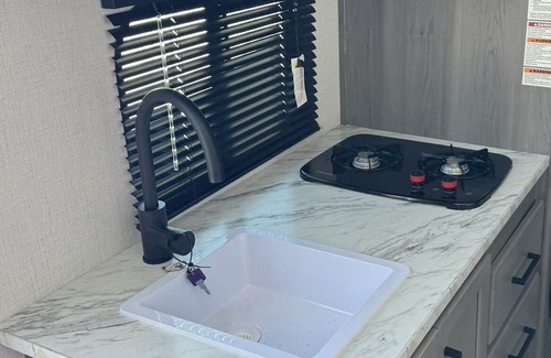 Manila House | Birch Creek RVrentals