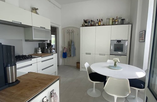 Ulm Apartment | Luxurious flat in an old building with a view of Ulm