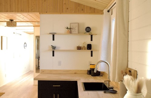 Valle Cabin | Cozy Tiny Home Close To The Grand Canyon!