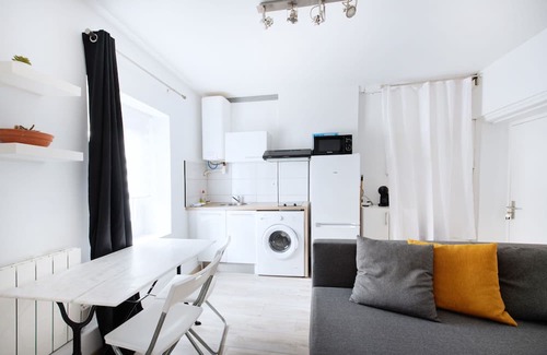 Oullins Apartment | apartment T2 Near Lyon