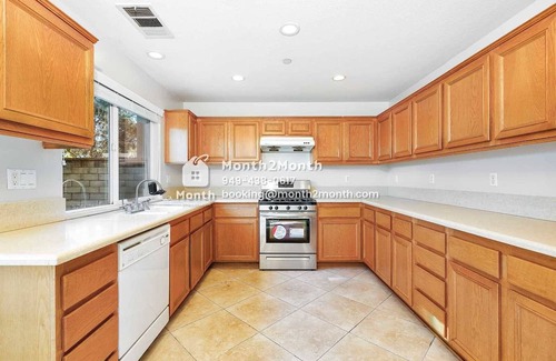 Rancho Cucamonga House | Delight on Jamestown Circle #41327