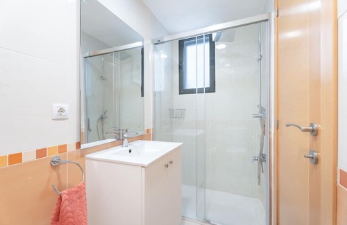 El Grau de Moncofa Apartment | Apartment "Acogedor a 100 m Playa" with Private Terrace & Wi-Fi