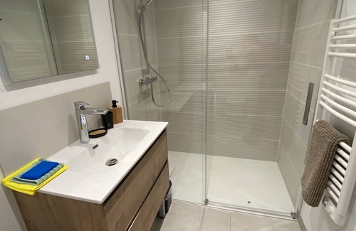 Sixt-Fer-a-Cheval Apartment | Appartement Le Clos Fleuri 1 Sixt Fer-à-cheval