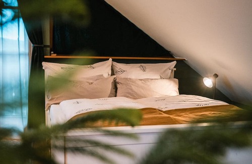 Hohenstein Apartment | Albpanorama- Apartment mit Privatsauna u. Ausblick