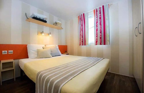 La Boissiere-de-Montaigu House | Camping Heart of Vendée* - Classic 3-room mobile home for 4 people