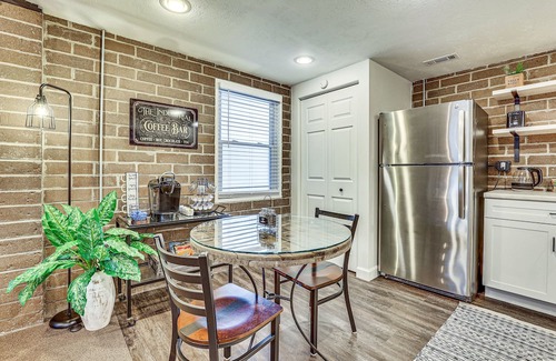 Greentown Apartment | Ohio Studio Centrally Located Near Attractions!