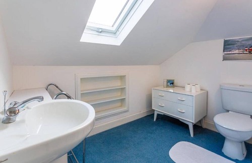 Brodick Apartment | Beach Front Flat, Brodick