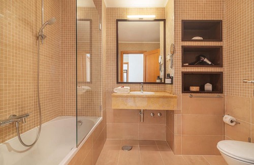 Pata de Baixo Apartment | Luxury apartment in Vilamoura with a gym and interior and exterior pool