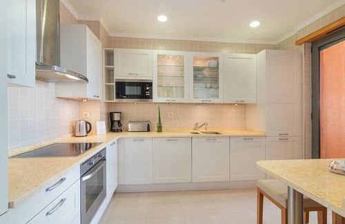 Pata de Baixo Apartment | Luxury apartment in Vilamoura with a gym and interior and exterior pool