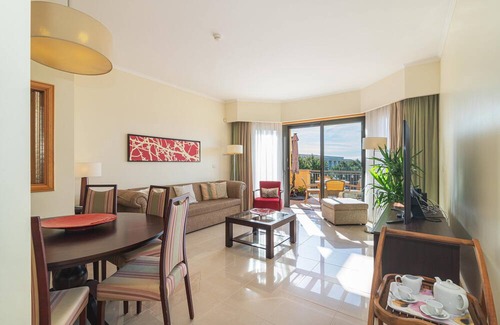 Pata de Baixo Apartment | Luxury apartment in Vilamoura with a gym and interior and exterior pool