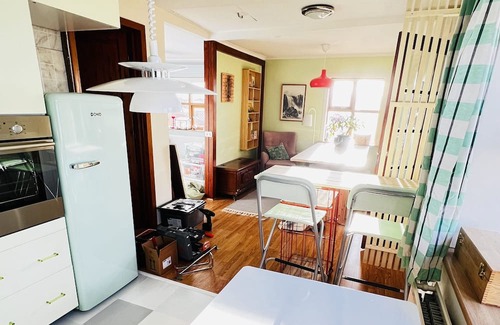Hellissandur Cottage | Enchanting Ocean Clif 1-bedroom cottage in Hellissandur