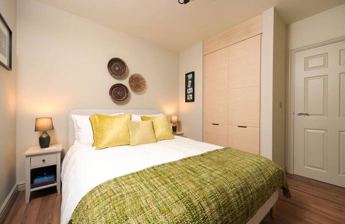 Malmesbury Apartment | Stylish Flat With Sofa Bed in Malmesbury!