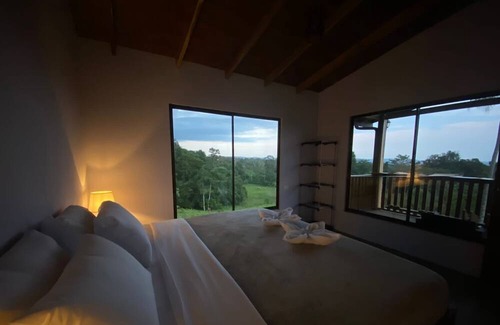 Penas Blancas Cabin | Casa de Campo en la Fortuna. Frente al Bosque