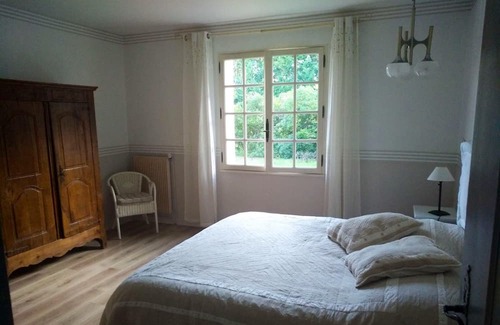 Althen-des-Paluds Villa | Homerez - Villa for 6 ppl. with swimming-pool and garden at Althen-des-Paluds