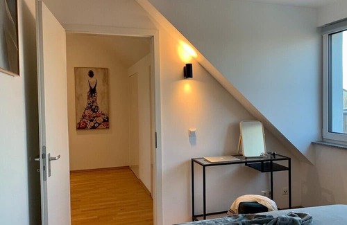 Wilhelmsruh Apartment | Luxury Penthouse: Jacuzzi, Pool table, BBQ & desks