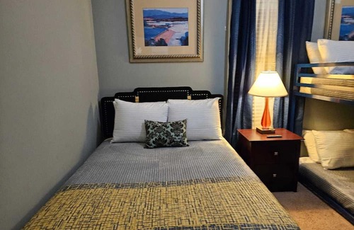Olive Branch House | Newly renovated cozy home with 4BR 3BA