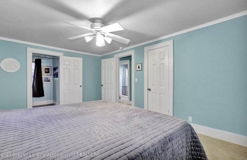Lansing House | Cozy 3 bed 2 bath near MSU and Sparrow Hospital