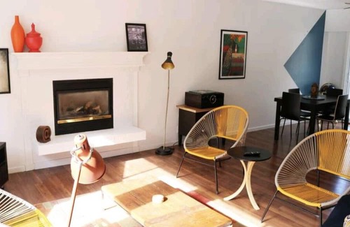 Squamish House | Home away from Home; Chief Mountain View retreat.