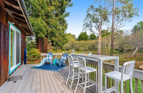 Cleone House | Charming house in private location near beach with fireplace & Starlink internet