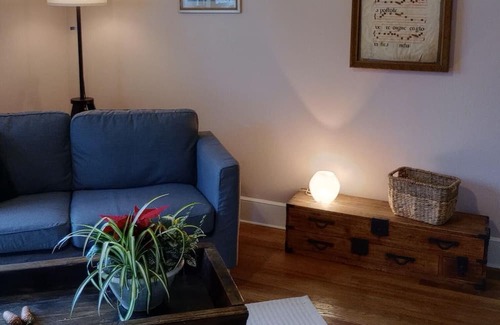 Honesdale House | Grove Cottage, near a small historic town, with summer and winter activities.