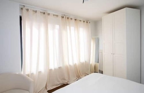 Neudorf Est Apartment | Appartement au Centre ! Parking Sécurisé ! Idéal Pour Votre Séjour à Strasbourg