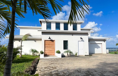 Camp Bay House | Casa Blanca Camp Bay Estates - Enjoy the serene quiet East End of the island.