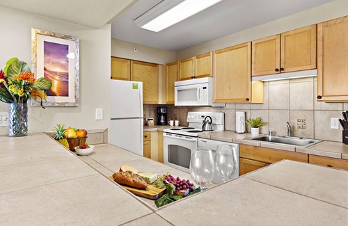 Kahana Condo | My Perfect Stays New Listing: Mar 16-Apr 1 $199