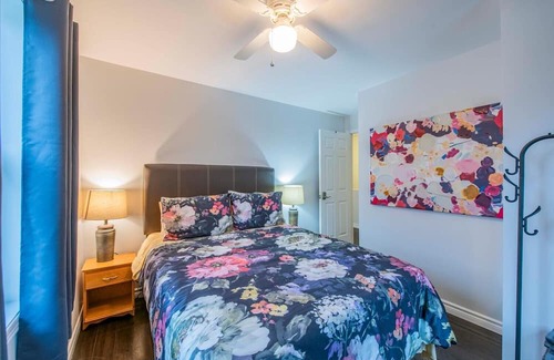 Smiths Falls House | Just 175 steps from the world famous Rideau Canal