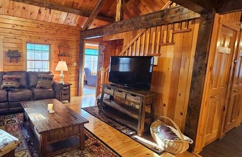 Beaver Cove Cabin | Little Moose Lodge: A Serene Lakeside Getaway for Your Ultimate Maine Retreat