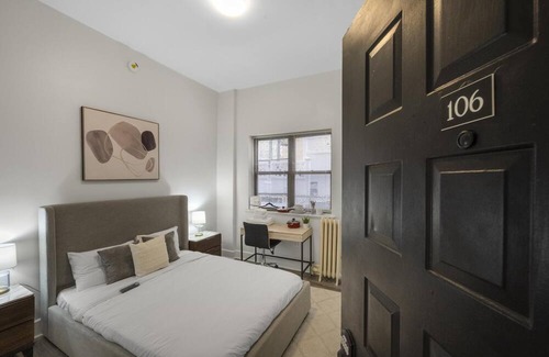 Bay Ridge House | Bay Ridge Gem: Stylish Comfort in Brooklyn