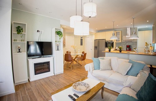 Volos Apartment | Valentini's Uptown Flat