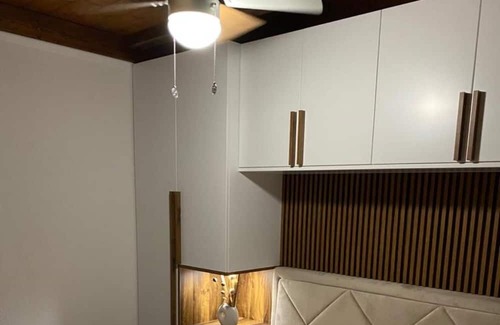 Babilonija Apartment | Chic Flat w Balcony 10 min to Beach Greco in Budva