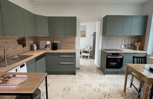Wallers Cottage | Gite Wallers, 4 bedrooms, 11 persons