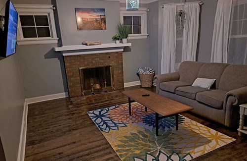 Endion Apartment | Breathtaking 4 Bed 2 Bath Extented Stay with Lake Superior Views. Pet friendly!
