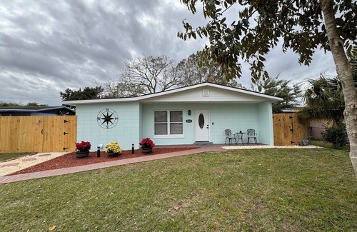 Tangelo Park House | 3/2 less than 2 miles away from Universal Studios