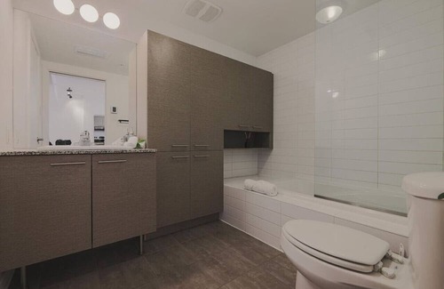 Ahuntsic Apartment | Acadie District 1-Bedroom Condo