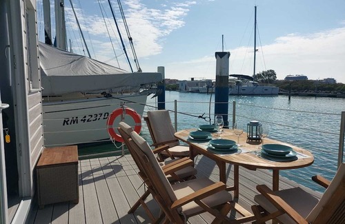Grado Apartment | Floating House Anfora