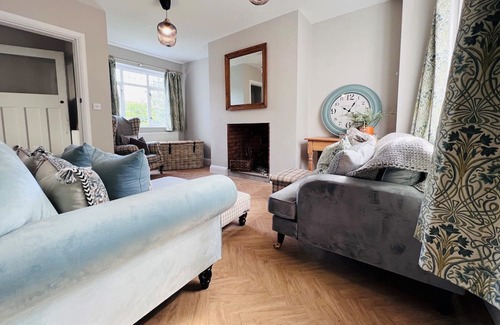 Pontsticill House | Idyllic Location | Great for Groups
