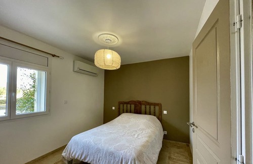 Arles House | Magnifique Gîte 10 Couchages au Cœur de la Camargue