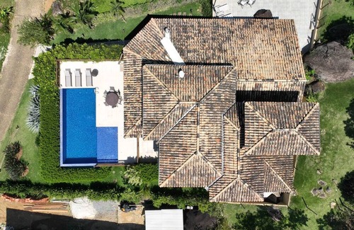 Ilhabela House | Fim de Ano 2023/2024: Próximo à Praia, e com Vista Panorâmica Para o Mar