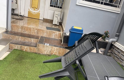 Limbe Apartment | "Experience Comfort and Hospitality at Our Charming Guest House"