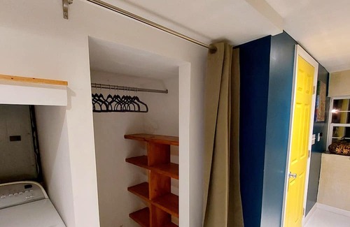 Cheltenham Apartment | Nice cozy apartment in Cheltenham