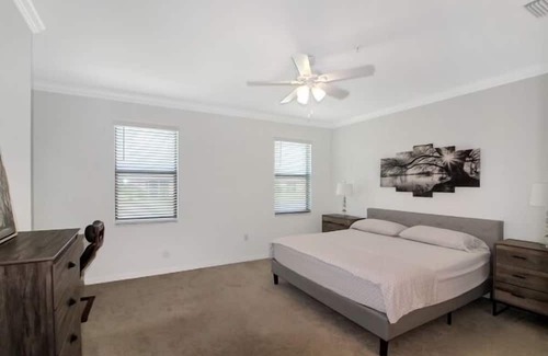 Gran Paradiso Apartment | 3 Bedroom 723234 by Houzlet
