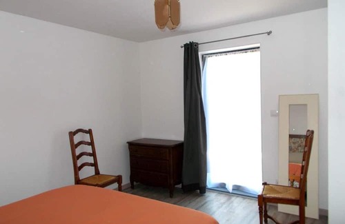 Loos Condo | Grand Appartement Près Chru de Lille Pour 1 à 4 Personnes