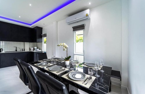 Khao Tao Villa | Modern Pool Villa with 5 Bedrooms (EDO)