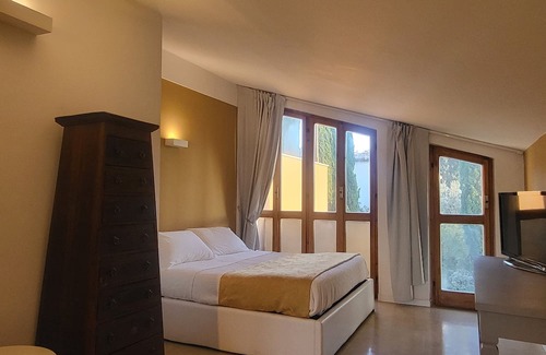 Pietrauta Villa | Villa with Pool and countryside view (Parties and Events are allowed)