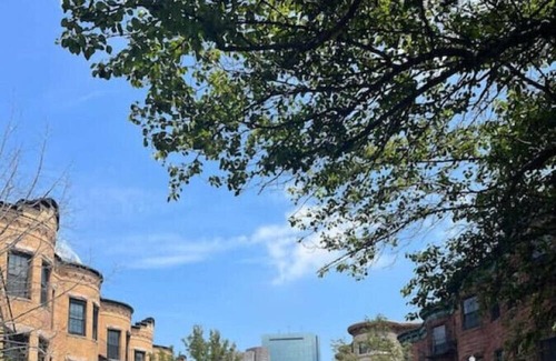 Prudential - St. Botolph Apartment | Quaint Studio Apt | Close to Fenway