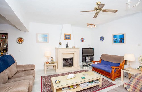 San Pedro de Alcantara Villa | Beachside villa with private heated pool