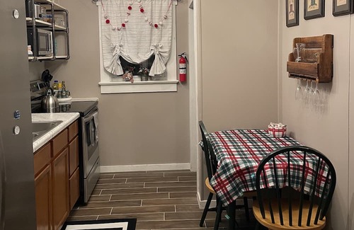 Nashville House | Little Grace is a comfy space to call home right outside of town.
